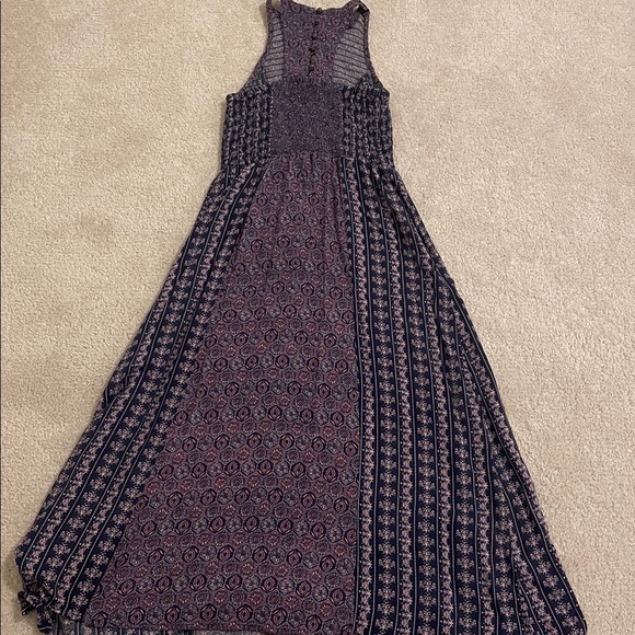Elegant Purple Patterned Maxi Dress - Picture 2 of 5